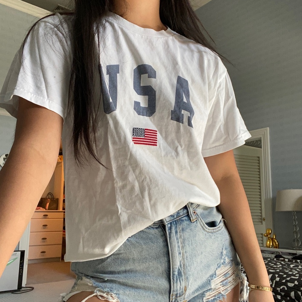 Brandy Melville USA white shirt